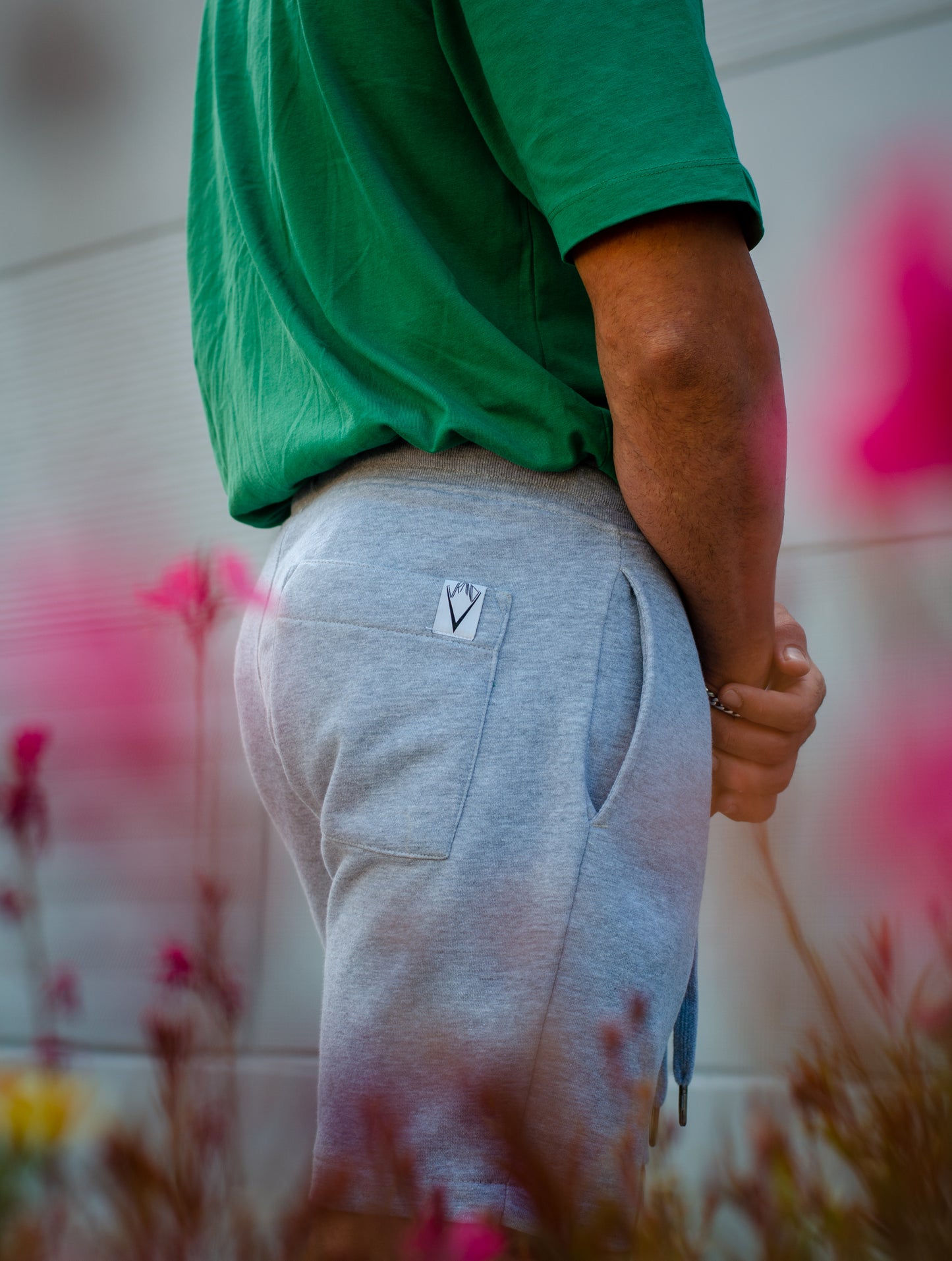 Short V